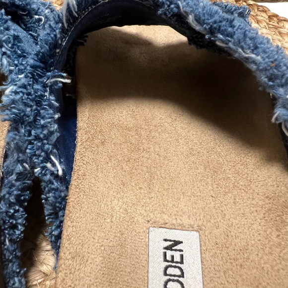 Steve Madden Flatform sandals size 8 gentle used. - Picture 5 of 11